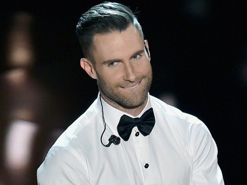 Adam Levine: Τι έπαθε ένα κοριτσάκι όταν έμαθε ότι είναι παντρεμένος; Adam Levine: Τι έπαθε ένα κοριτσάκι όταν έμαθε ότι είναι παντρεμένος;