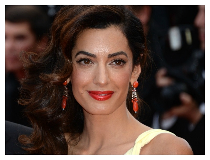 Amal Clooney: Κλέβει το στυλ της Jackie Kennedy και το κάνει δικό της!