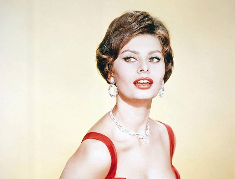 Sophia Loren: Φοβόμουν ότι το στήθος της Jane Mansfield θα χυθεί στο πιάτο μου