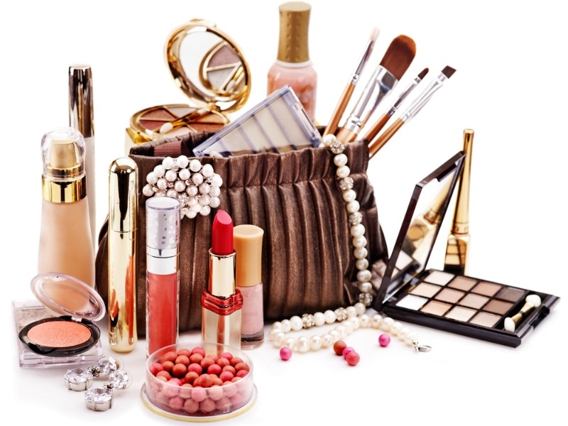 Η beauty editor του #FollowMe σε ξεναγεί στο boudoir της