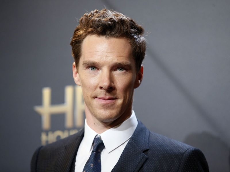 Benedict Cumberbatch : Άντε γ@@@@@τε πολιτικοί!