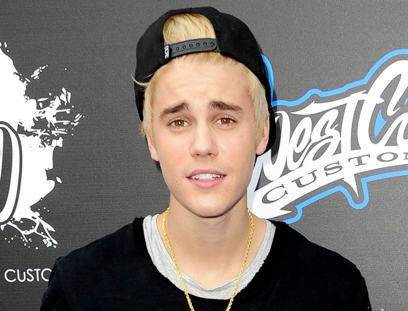 Justin Bieber: Έδειρε τον οδηγό της λιμουζίνας του! Justin Bieber: Έδειρε τον οδηγό της λιμουζίνας του!