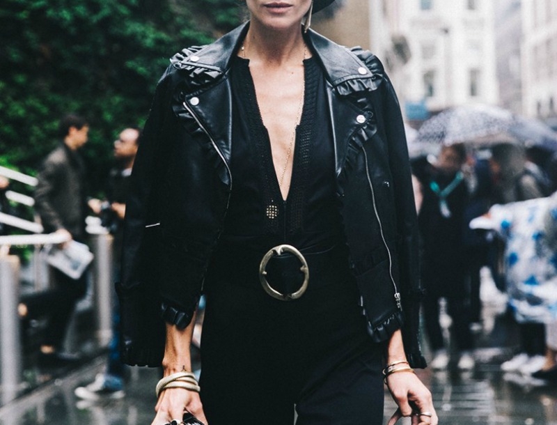 Total black look : 9 απαραίτητα item για να πετύχεις το τέλειο total black look Total black look : 9 απαραίτητα item για να πετύχεις το τέλειο total black look