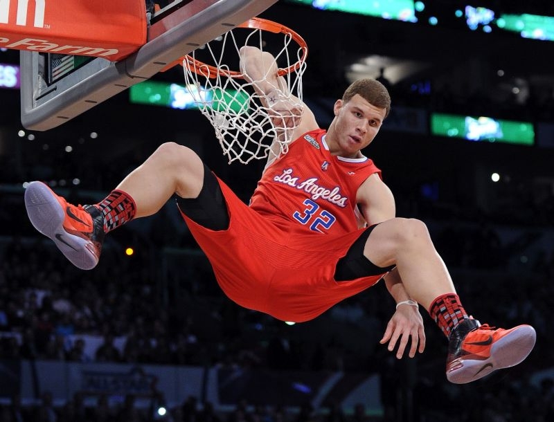 O star του ΝΒΑ Blake Griffin χτύπησε φωτογράφο