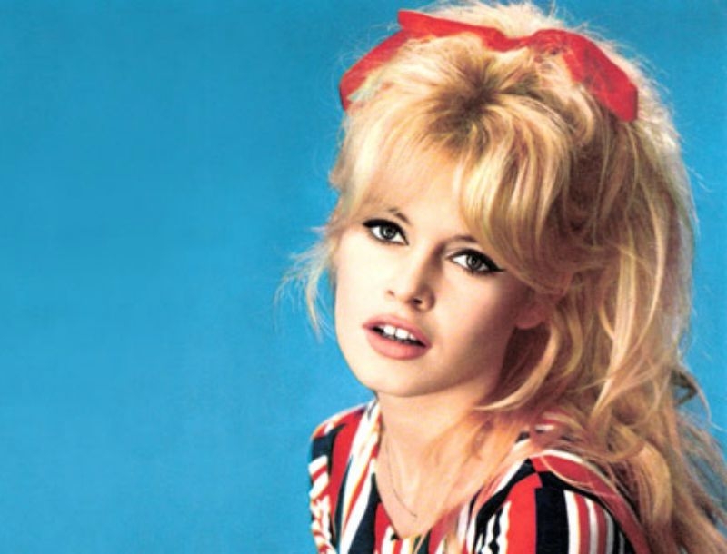 Brigitte Bardot : H σέξι λολίτα σήμερα γίνεται 81 ετών! Πόσα ξέρεις για το θρυλικό στιλ της;