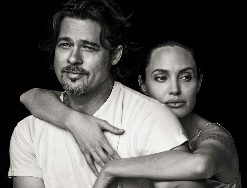 Στο κρεβάτι με τον Brad Pitt και την Angelina Jolie