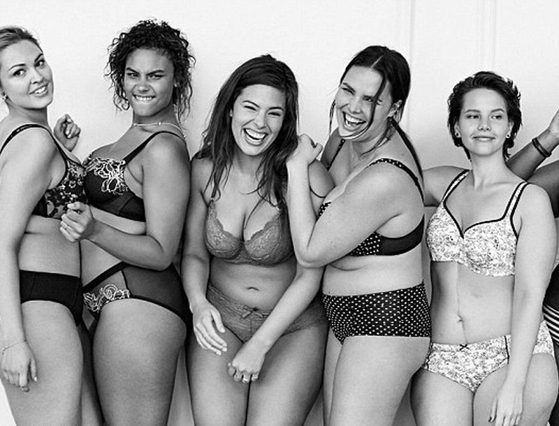 H απάντηση των plus size μοντέλων στην Victoria’s Secret: Δεν είμαστε άγγελοι!