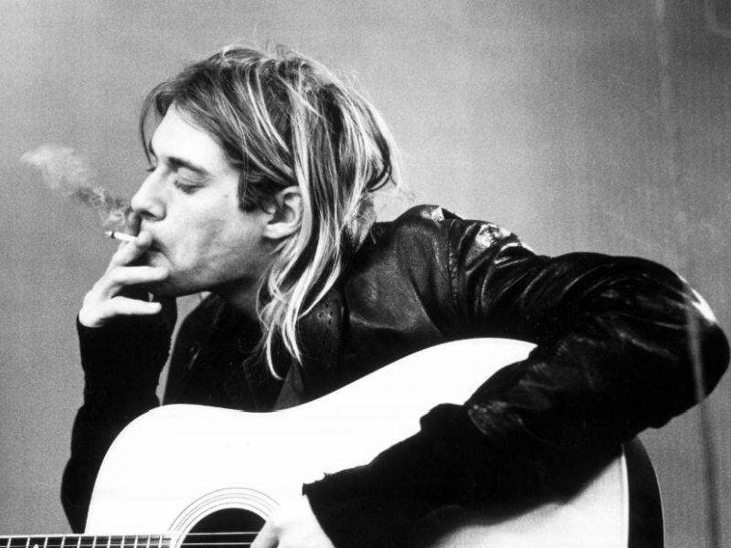 Ορίστε και οι αποδείξεις: Ο Kurt Cobain είναι ζωντανός! (video)