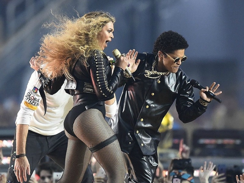 Super Bowl: Πώς οι Coldplay έγιναν το viral ανέκδοτο της ημέρας! Super Bowl: Πώς οι Coldplay έγιναν το viral ανέκδοτο της ημέρας!