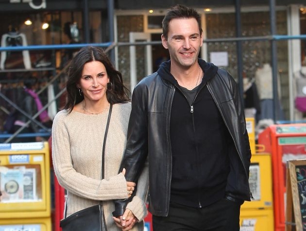 Κρυφός γάμος για Courtney Cox και Johnny McDaid; - Κεντρική Εικόνα Κρυφός γάμος για Courtney Cox και Johnny McDaid; - Κεντρική Εικόνα