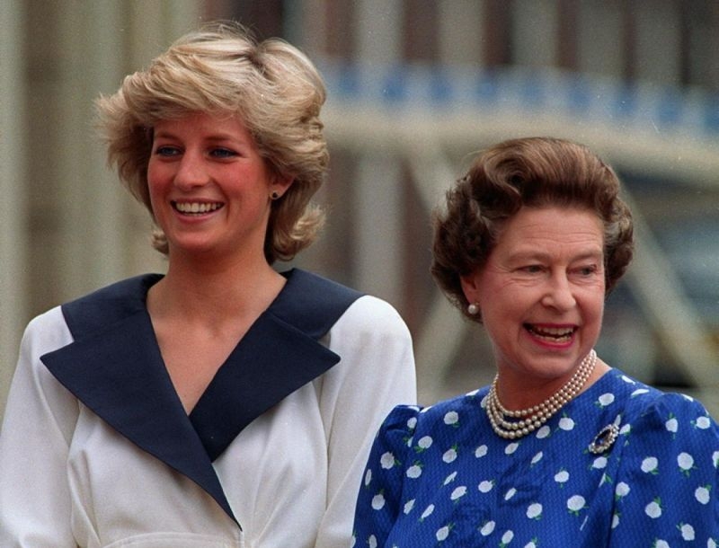Πριγκίπισσα Diana: Η αντίδραση της Ελισάβετ στο τρακάρισμα