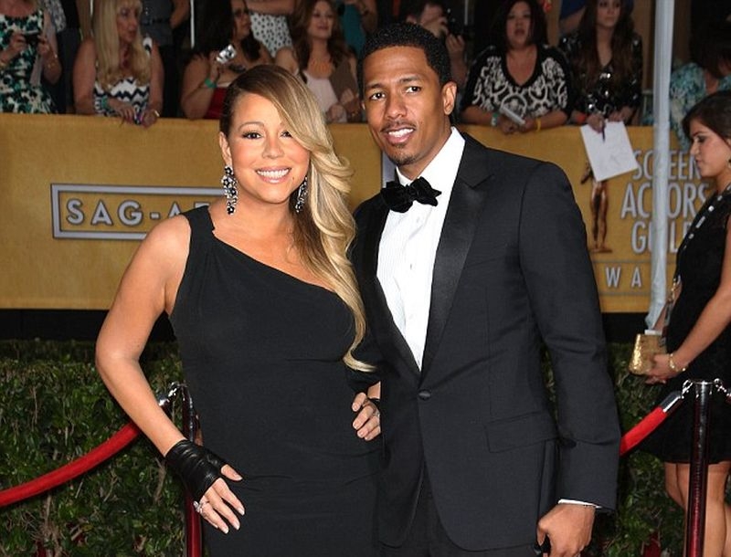 Αll she wants from Christmas is Nick Cannon! Το δράμα της Mariah Carey