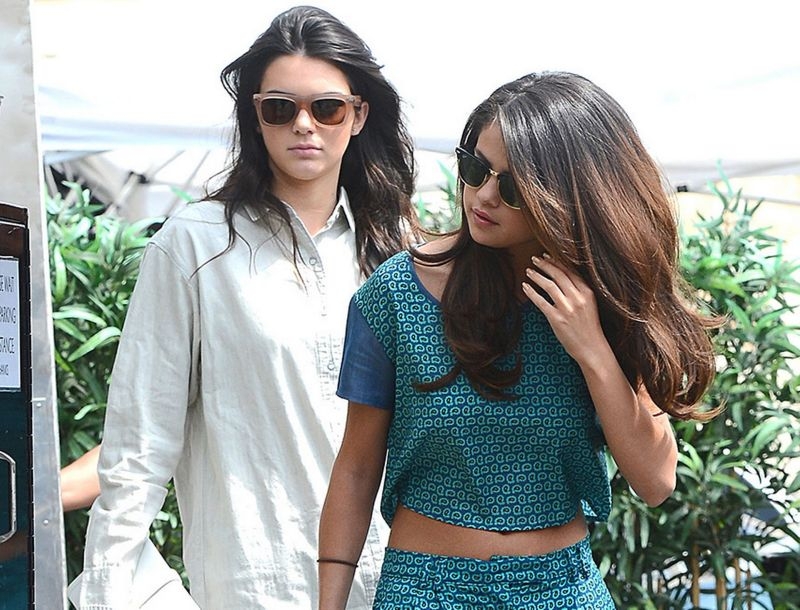 Ποιος τσακωμός; Κολλητές Selena Gomez-Kendall Jenner!