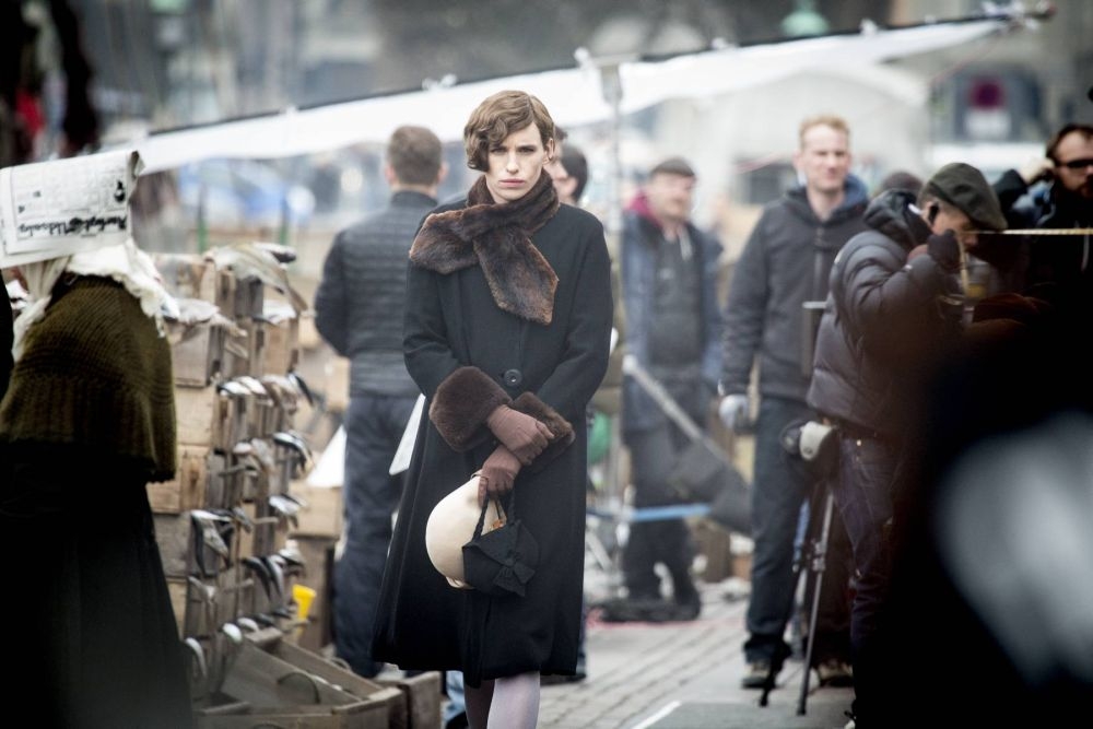 Eddie Redmayne: Ντυμένος γυναίκα στα γυρίσματα της νέας του ταινίας