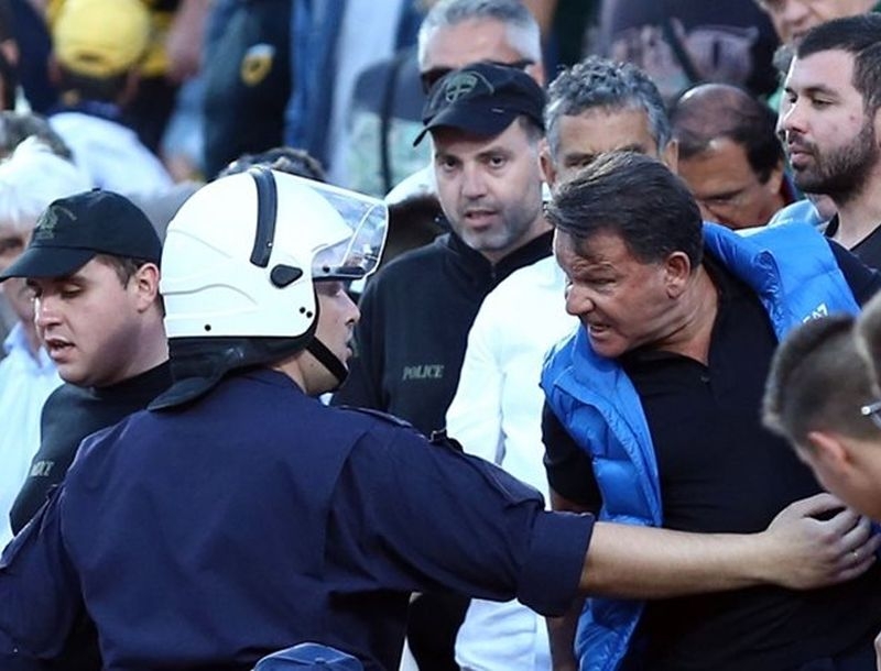 Αλέξης Κούγιας: Έπαιξε ξύλο με την Αστυνομία! Αλέξης Κούγιας: Έπαιξε ξύλο με την Αστυνομία!