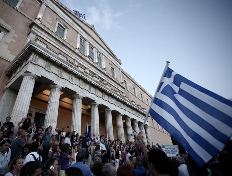 Χιλιάδες Έλληνες διαδήλωσαν κατά του Grexit