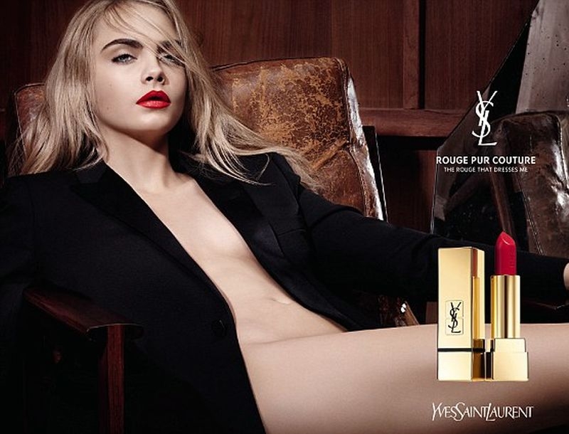 Cara Delevingne: Ολόγυμνη στη νέα καμπάνια του YSL