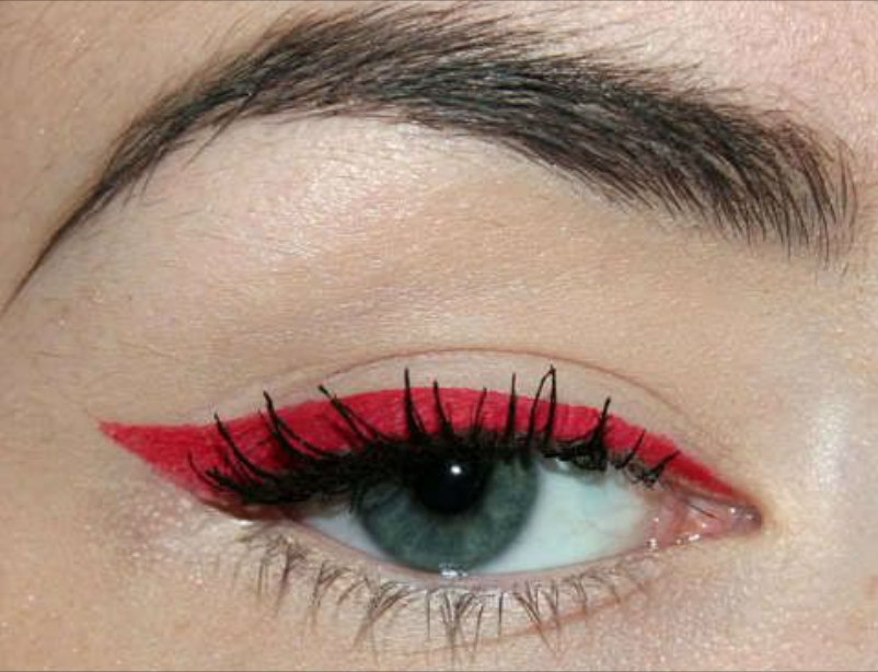 Όλες οι τεχνικές eyeliner που πρέπει να γνωρίζεις