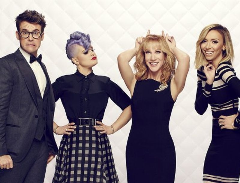 Fashion Police: Τέλος για φέτος! Fashion Police: Τέλος για φέτος!
