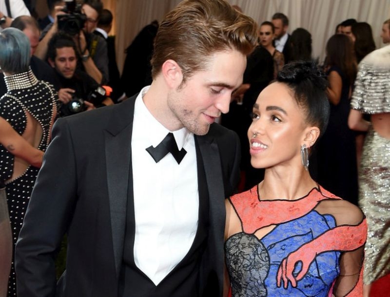 Robert Pattinson: Χωρίζει με την FKAtwigs!