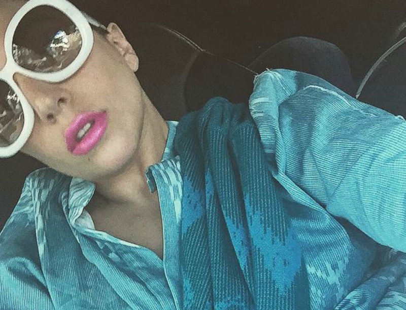 Lady Gaga: Φόρεσε γυαλιά ηλίου Celia Kritharioti (Photos)