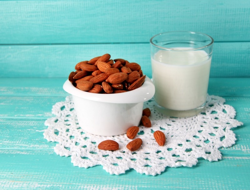 Γάλα αμυγδάλου: Τα οφέλη του στον οργανισμό σου  