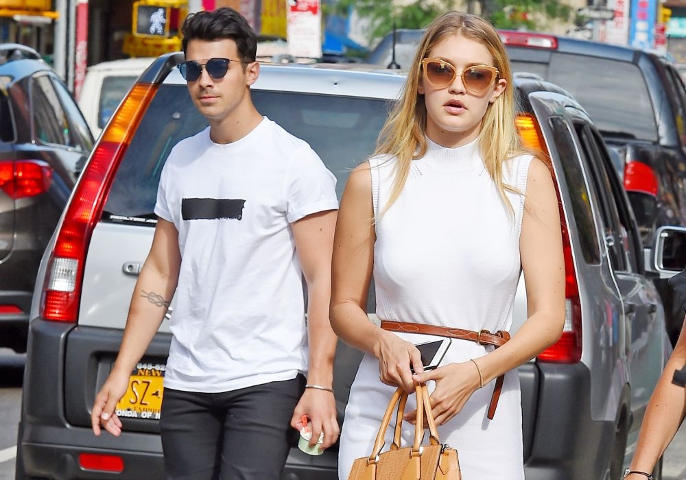 Giig Hadid – Joe Jonas: Bόλτες στη Νέα Υόρκη