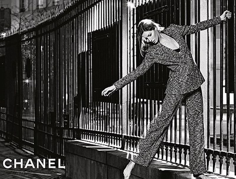 Το απόλυτο super model! H Gisele στη νέα διαφήμιση της Chanel