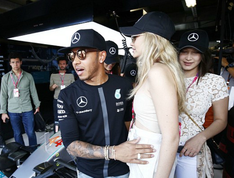 Gigi Hadid - Lewis Hamilton: Νέος έρωτας στη showbiz; Gigi Hadid - Lewis Hamilton: Νέος έρωτας στη showbiz;