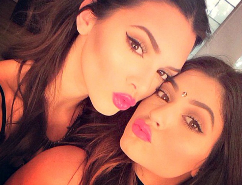 Οι μικρές αδελφές Kardashians, έχουν το πιο sexy instagram - Κεντρική Εικόνα