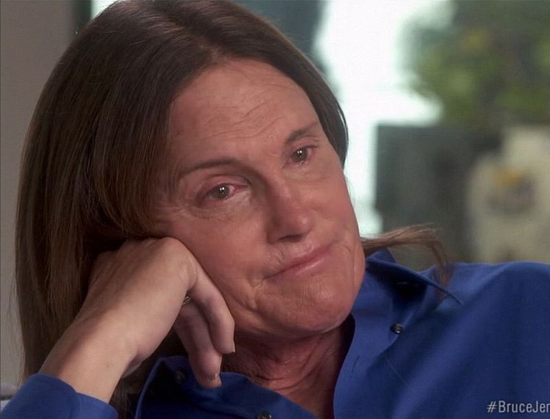 Bruce Jenner: Είμαι γυναίκα