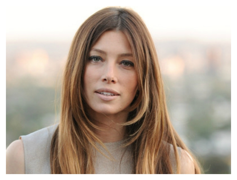 Άλλη μια εμφάνιση της Jessica Biel που ενισχύει τις φήμες της εγκυμοσύνης της