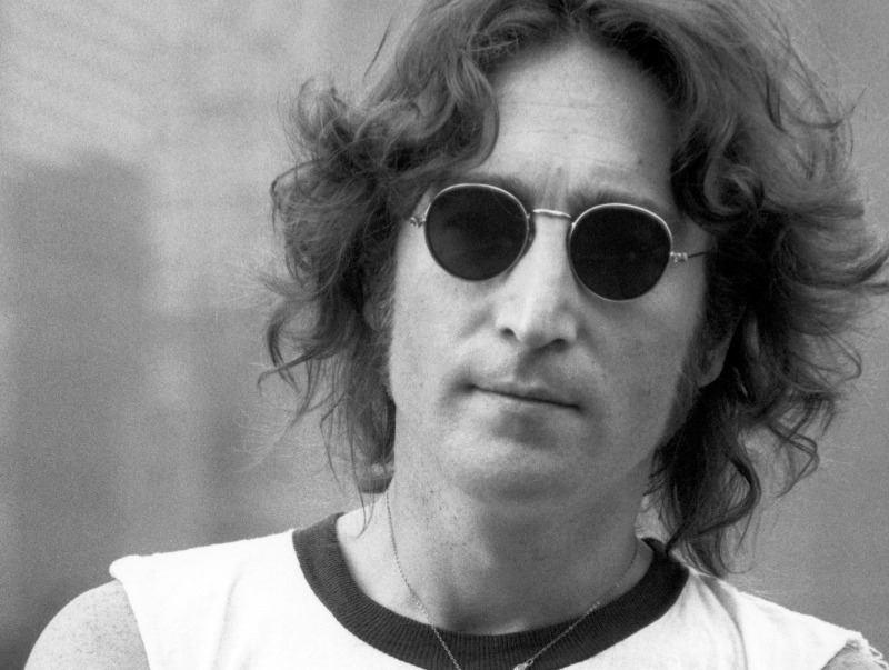 John Lennon: Τα γεγονότα που στιγμάτισαν τη ζωή του