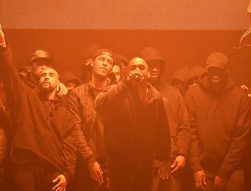 Kanye West: Γι άλλη μια φορά σόκαρε το πλήθος στα BRIT Awards 2015