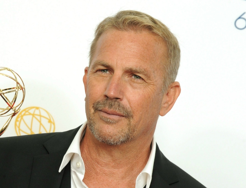 Το ήξερες; O Kevin Costner δεν έχει ένα ή δύο αλλά... 7 παιδιά! (Photos)