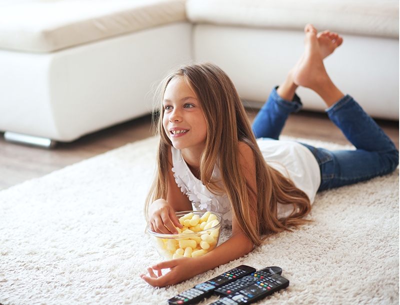 14 tips για να βοηθήσεις το παιδί σου να χρησιμοποιεί σωστά την τηλεόραση