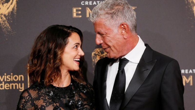 Αυτοκτόνησε για την Asia Argento ο Antony Bourdain; Αυτοκτόνησε για την Asia Argento ο Antony Bourdain;