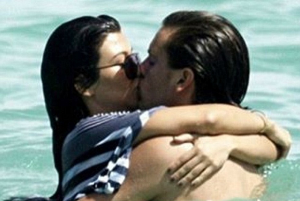 Mε ποιον τα έχει τελικά η Kourtney Kardashian; Με τον Justin Bieber ή με τον Scott Disick;