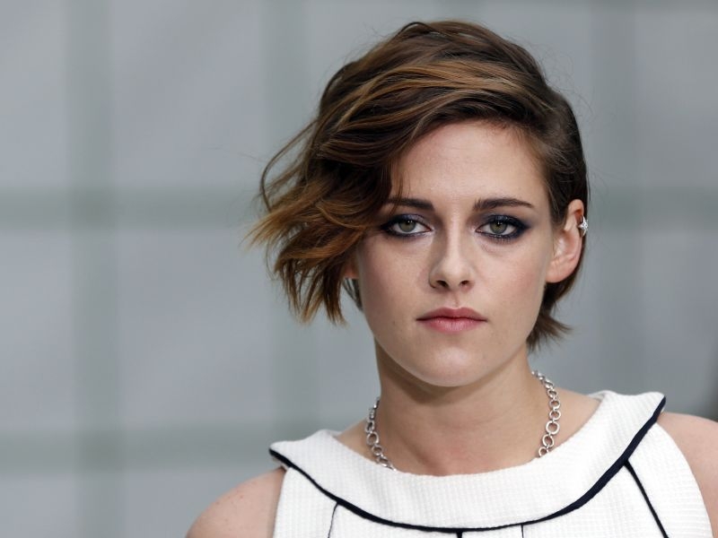 H Kristen Stewart «έφαγε» τη γυναίκα της Cara Delevingne!