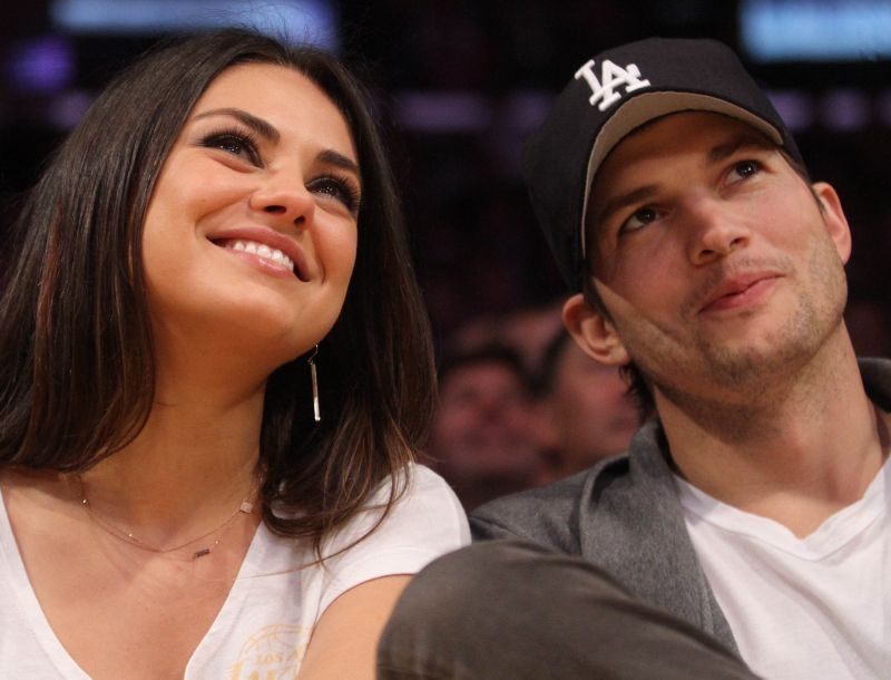 Παντρεύτηκαν Ashton Kutcher-Mila Kunis;