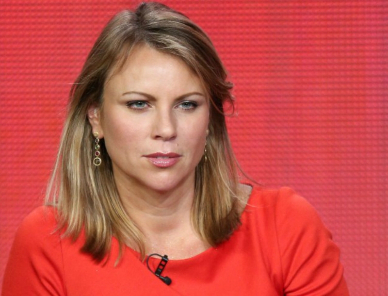 Lara Logan: Στο νοσοκομείο η δημοσιογράφος που βίασαν 300 άντρες στην πλατεία Ταχρίρ Lara Logan: Στο νοσοκομείο η δημοσιογράφος που βίασαν 300 άντρες στην πλατεία Ταχρίρ