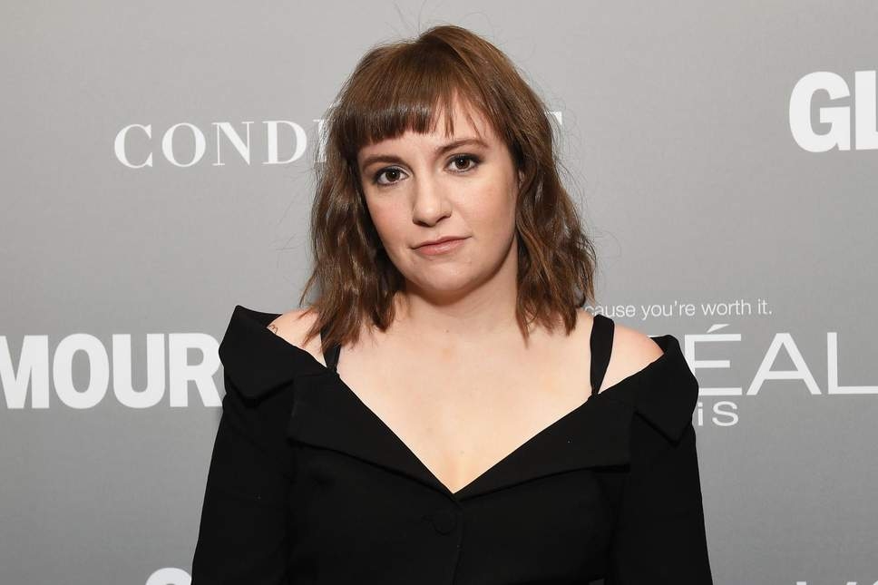 Στο χειρουργείο εκτάκτως η Lena Dunham - Αφαιρέθηκε η ωοθήκη της