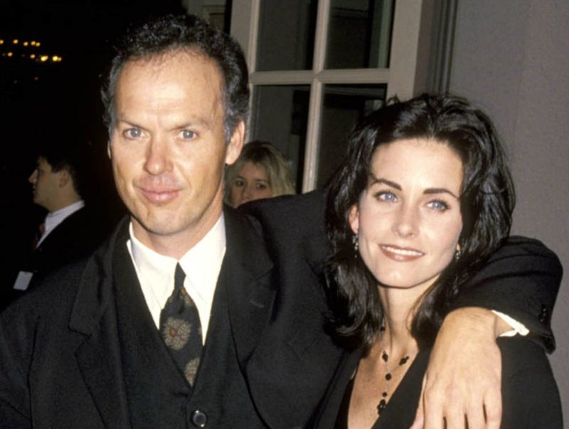 Ήξερες ότι ο Michael Keaton τα είχε με τη Monica Geller;