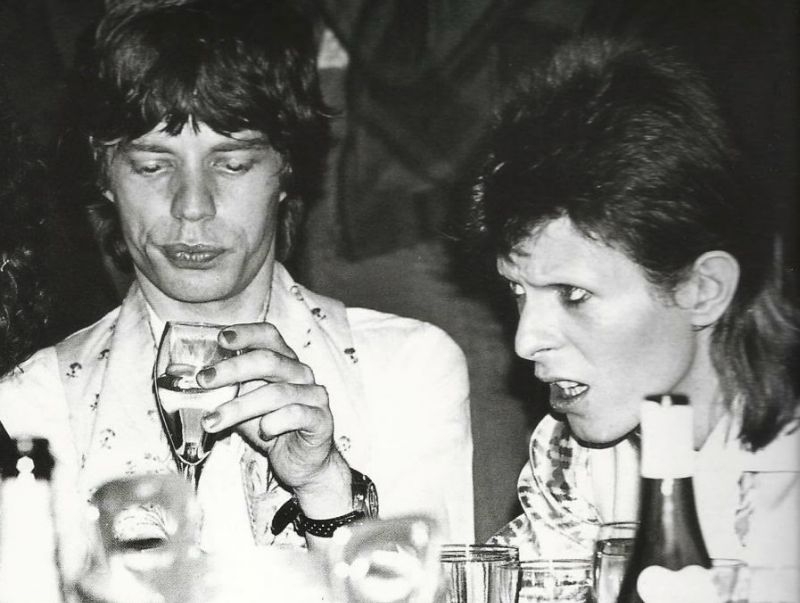 To Angie υπάρχει επειδή ο Mick Jagger έκανε σεξ με τον David Bowie;
