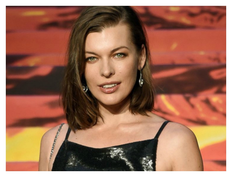 Η Milla Jovovich είναι εντυπωσιακή και χωρίς μακιγιάζ