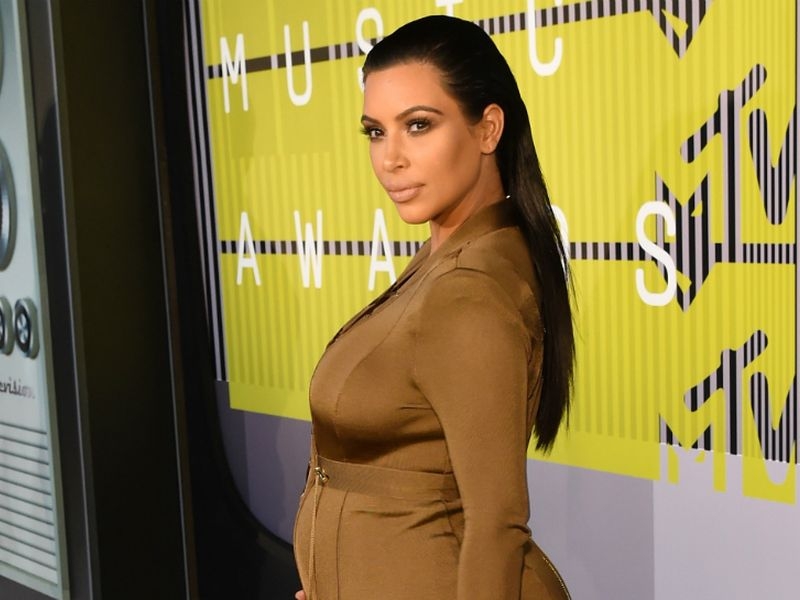 Kim Kardashian : Θα μεταδώσει live την γέννηση του γιου της μέσω app! Kim Kardashian : Θα μεταδώσει live την γέννηση του γιου της μέσω app!