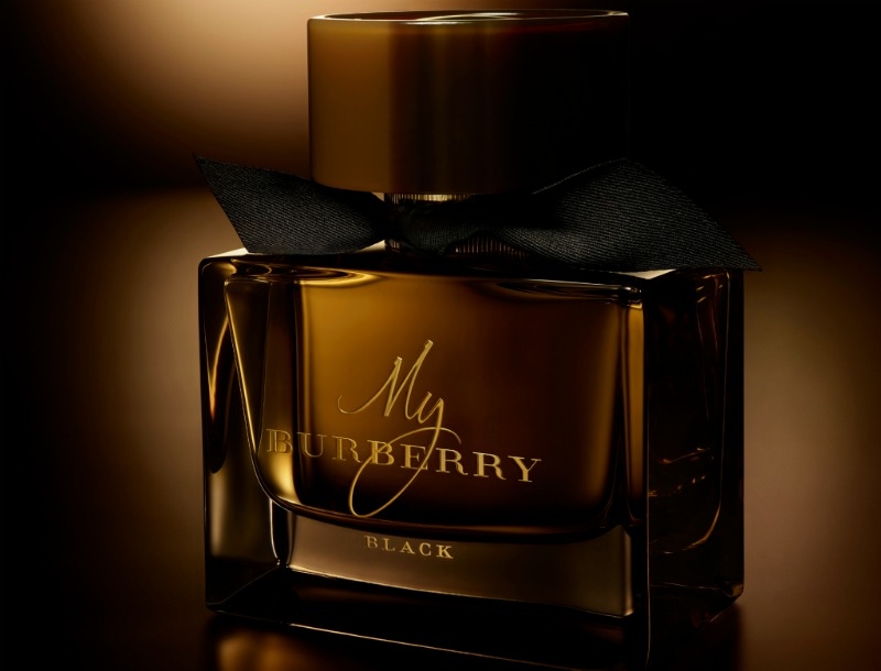 Η μοναδική εμπειρία «My Burberry Black» που πρέπει να ζήσεις