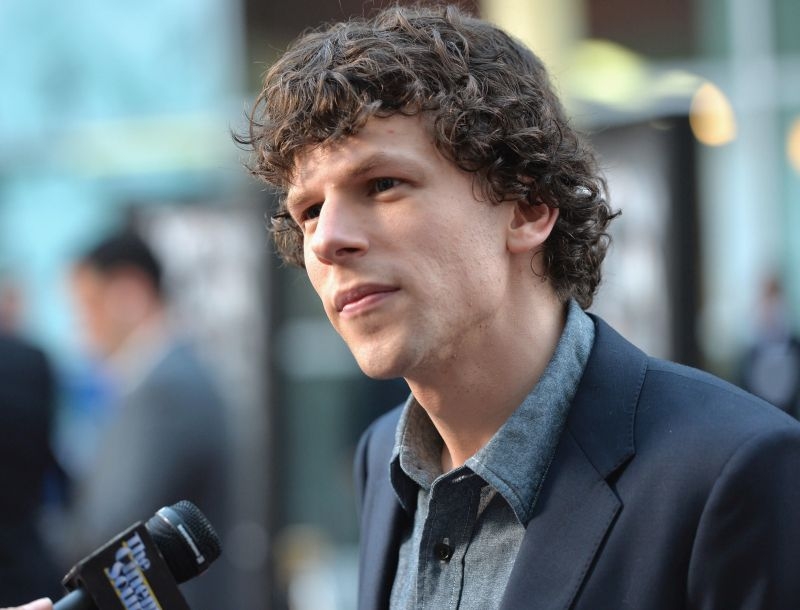 Jesse Eisenberg: Ντύνεται Lex Luthor στο Batman Vs Superman