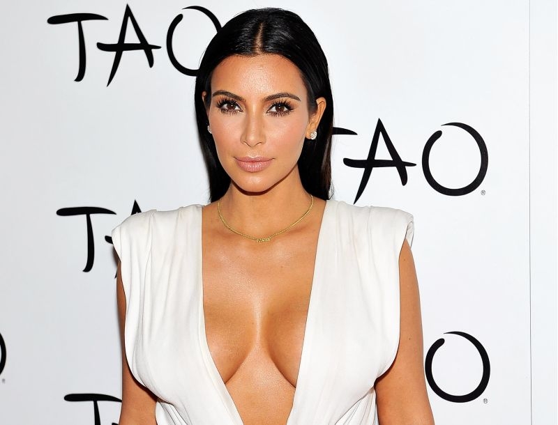 Το μπούστο της Kim Kardashian στην υπηρεσία του marketing