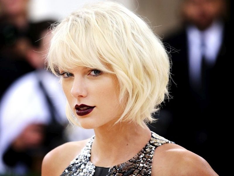 Αυτός είναι έρωτας! Η Taylor Swift κάνει δώρο τον ρόλο του James Bond στον Tom Hiddleston